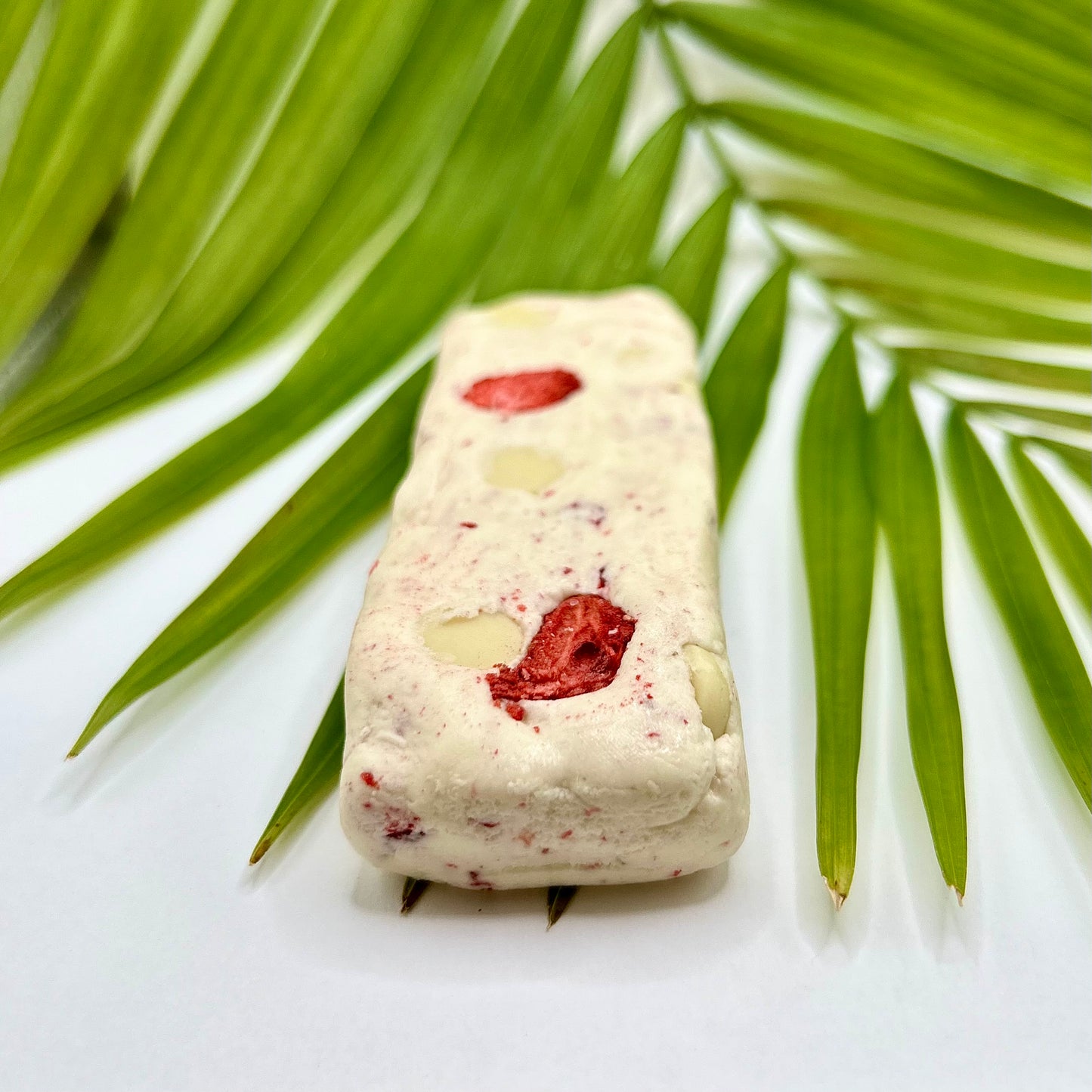 Strawberry Coconut Luxe | Box of 10